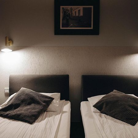 Platan Apartments-5 min Main sqr-large bed-unique Cracovie Extérieur photo